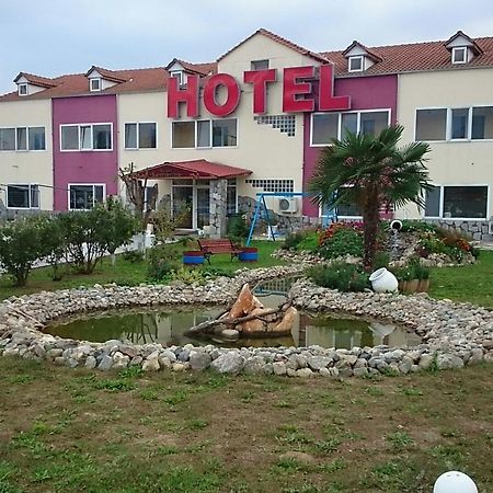 Hotel Konstantina Rodopoli المظهر الخارجي الصورة